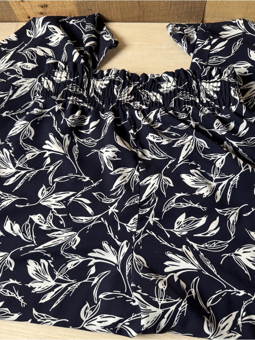Wide Leg Floral Print Pants - Navy & White - Picture 5 of 7